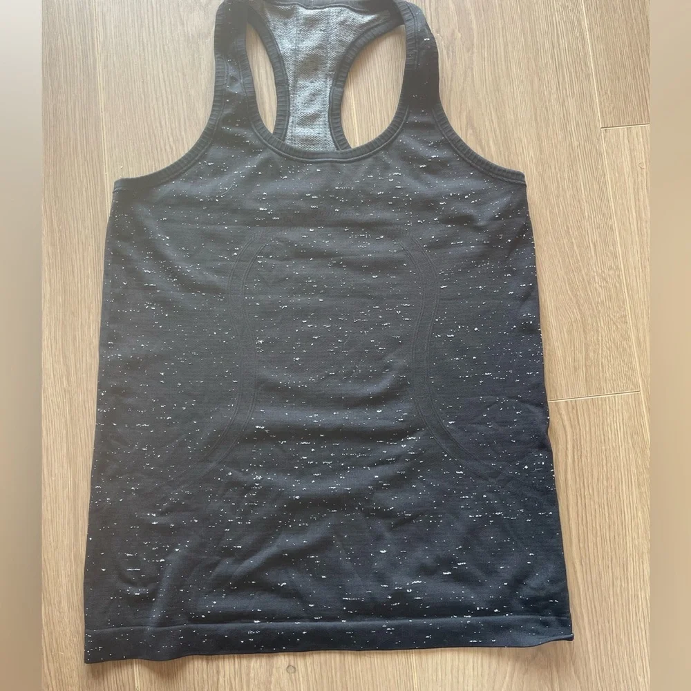 Lululemon Swiftly Tech Racerback Tank Black/White Speckle SZ 6 NWOT Condition - Picture 6 of 10